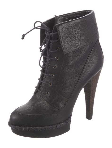 Yves Saint Laurent Leather lace up boots 